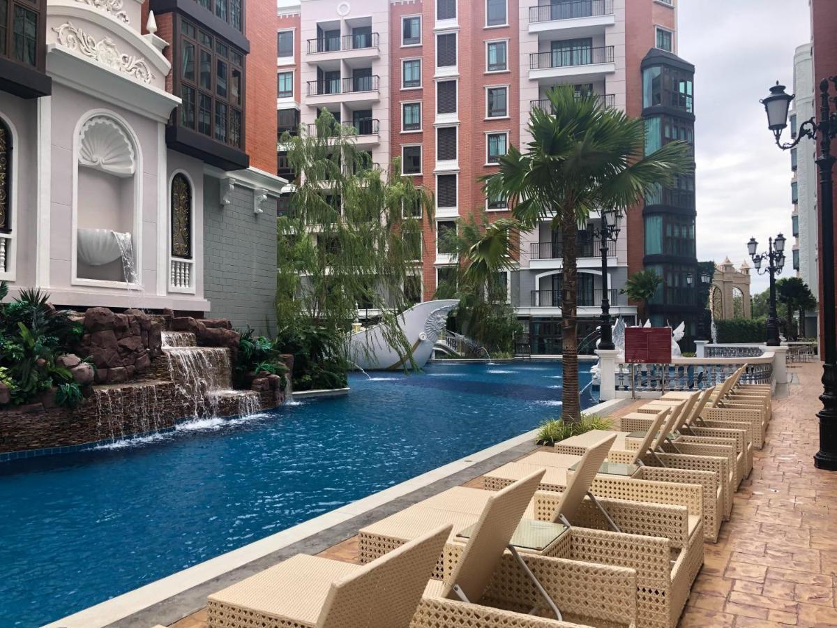 Espana Condo Resort Pattaya Evt หาดจอมเทียน ภายนอก รูปภาพ