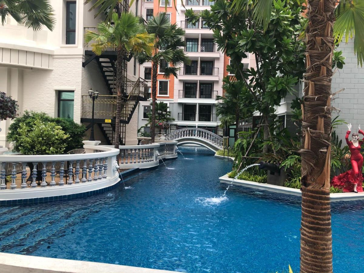 Espana Condo Resort Pattaya Evt หาดจอมเทียน ภายนอก รูปภาพ