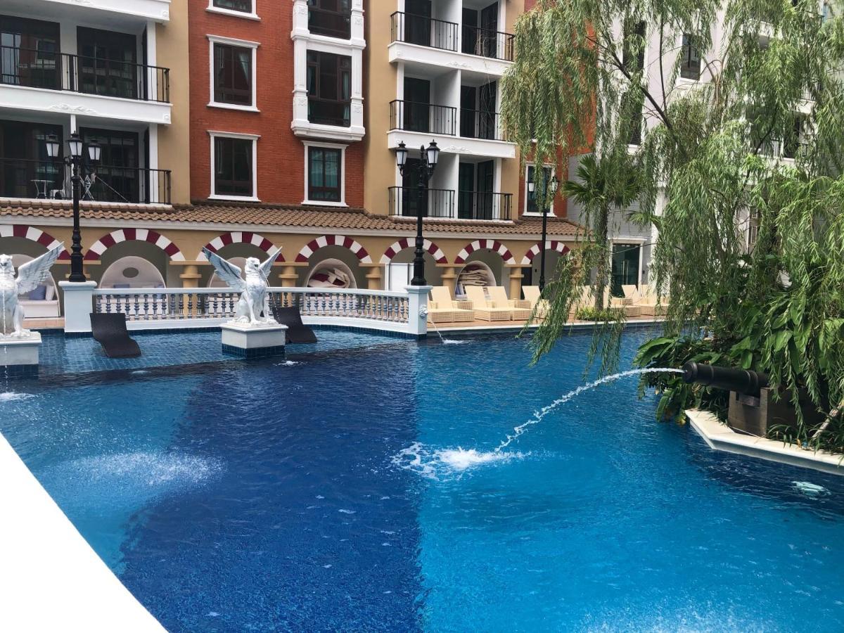 Espana Condo Resort Pattaya Evt หาดจอมเทียน ภายนอก รูปภาพ