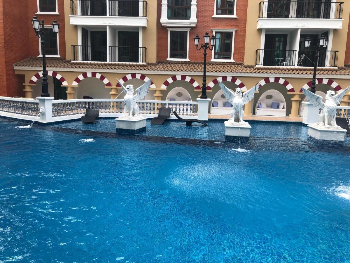 Espana Condo Resort Pattaya Evt หาดจอมเทียน ภายนอก รูปภาพ