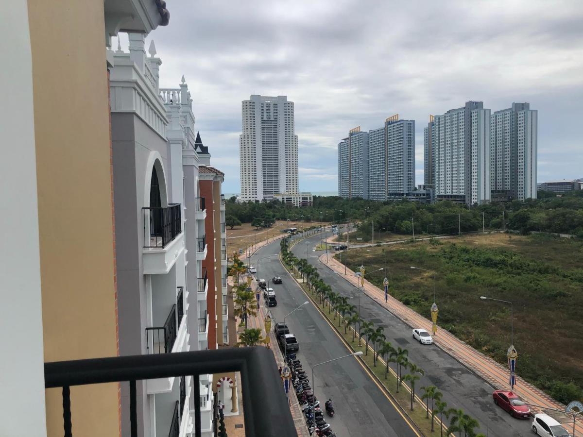 Espana Condo Resort Pattaya Evt หาดจอมเทียน ภายนอก รูปภาพ