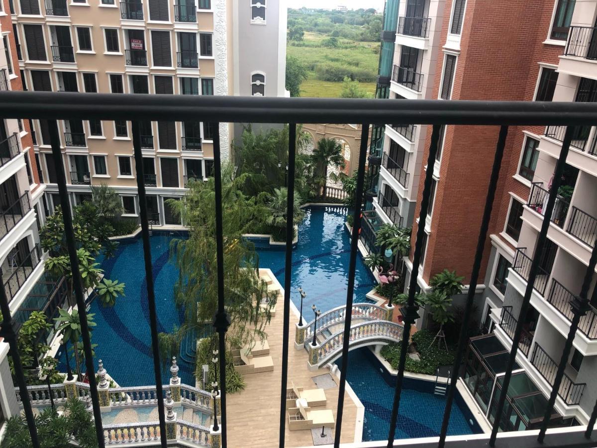 Espana Condo Resort Pattaya Evt หาดจอมเทียน ภายนอก รูปภาพ