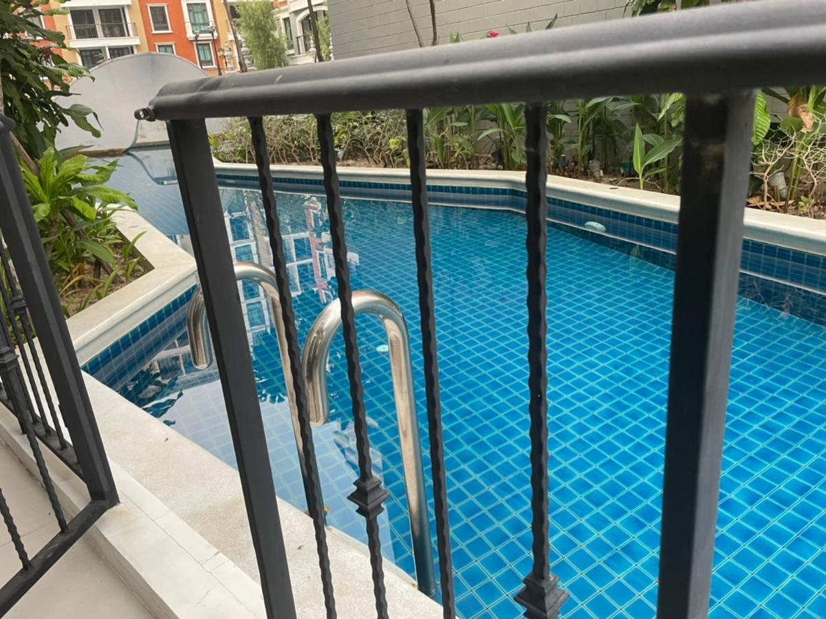 Espana Condo Resort Pattaya Evt หาดจอมเทียน ภายนอก รูปภาพ